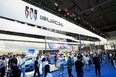 14款展車亮相成都車展,別克品牌用科技詮釋"智電新生"